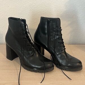 Paul green leather heel strapped boots